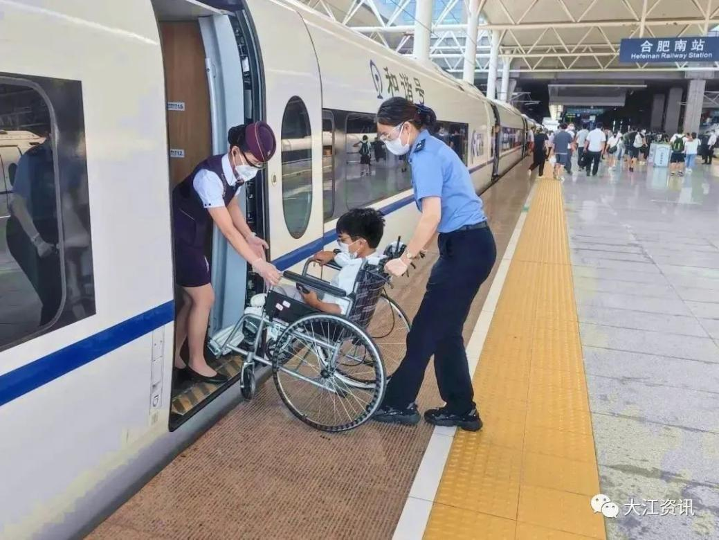 3D打印助力，扭扭車男孩有望站起來！